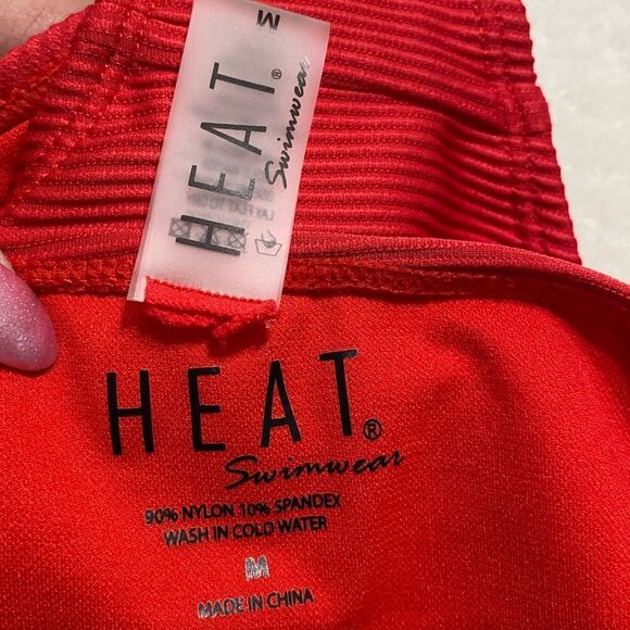 HEAT Bikini Set NEW Halter Top High Waist Bottoms Red Size M - Picture 8 of 11